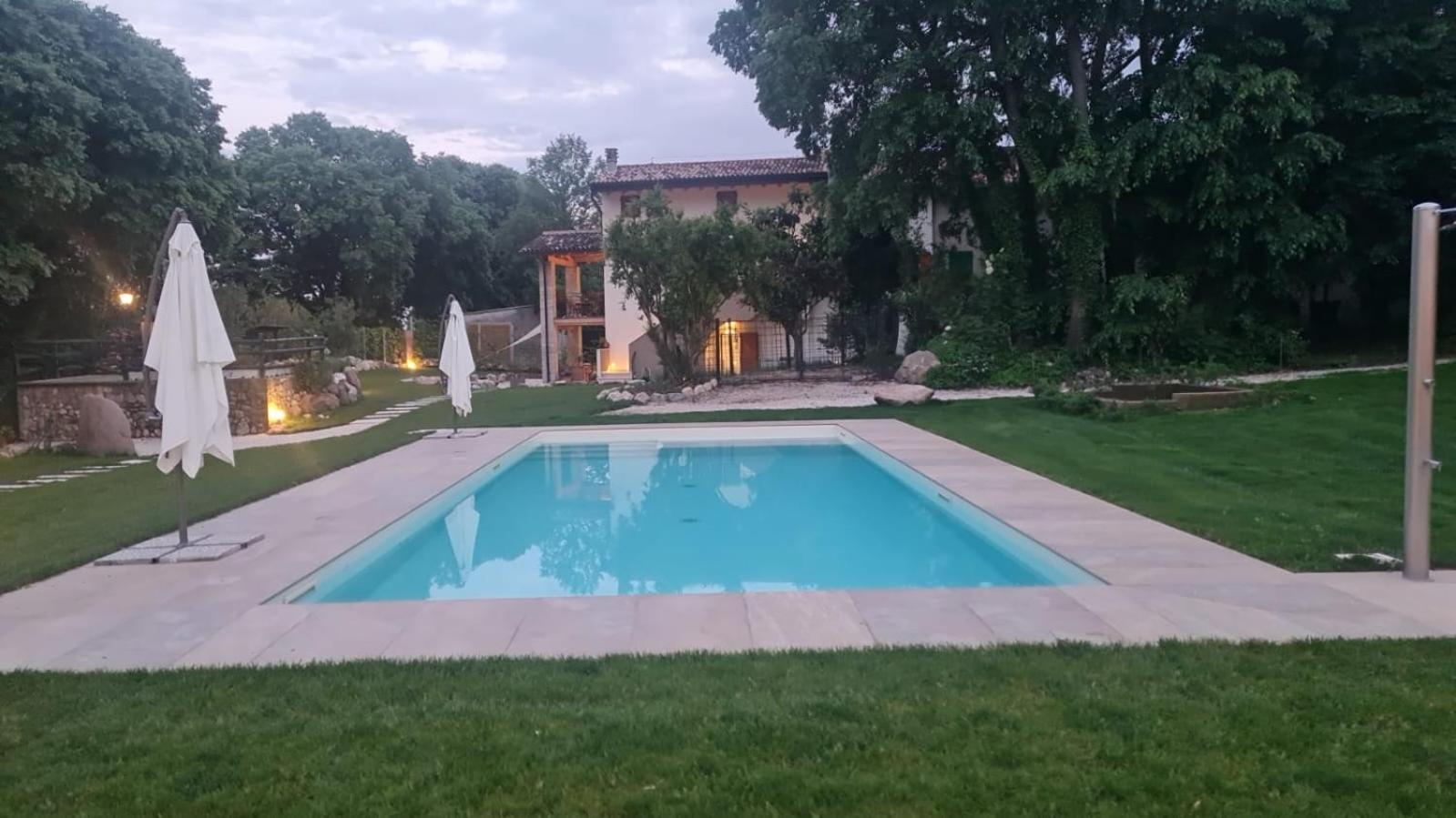 Hotel Casa Dei Colli Monzambano Exterior foto